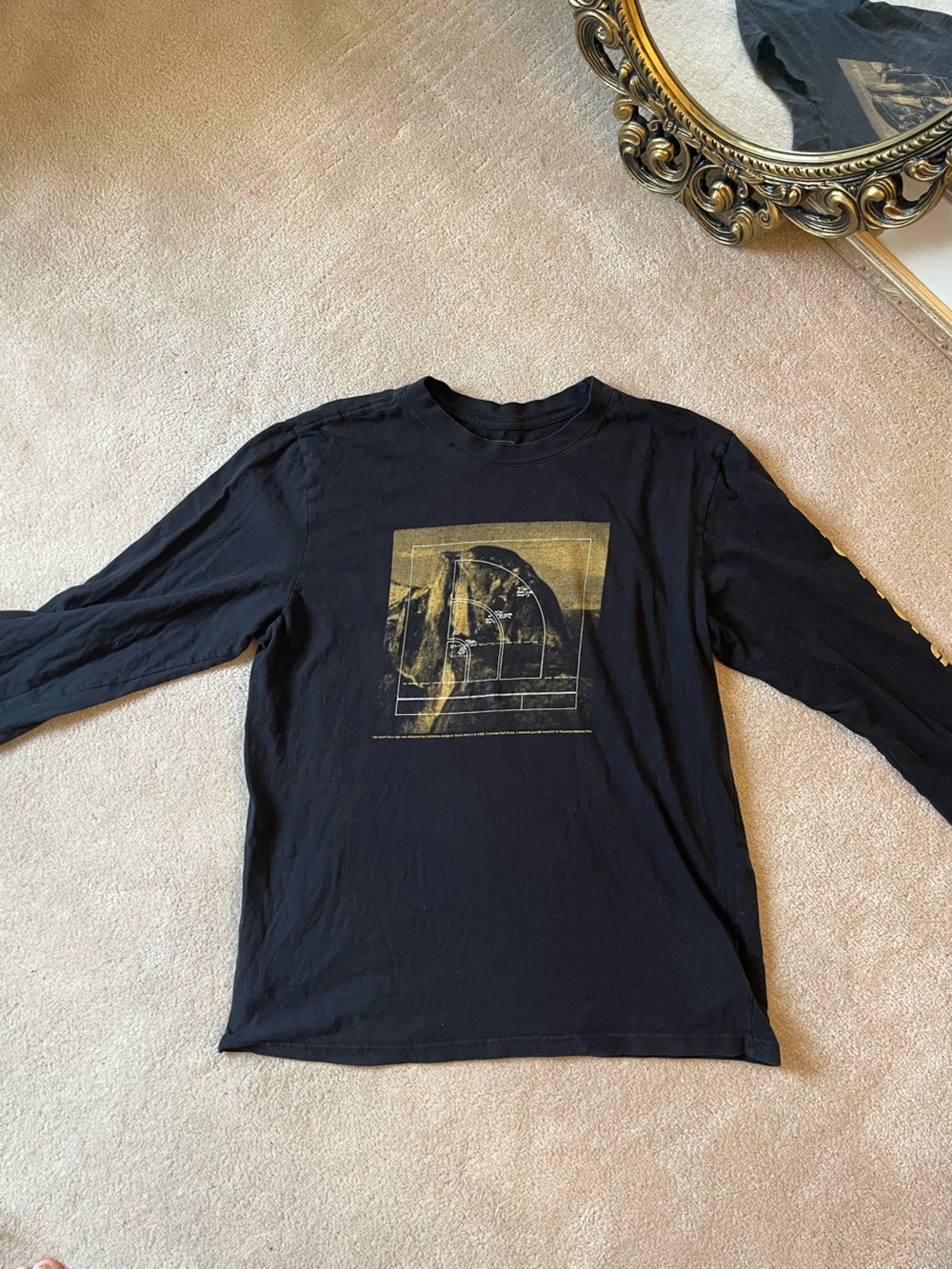 North Face Men’s Black Long-Sleeve Shirt